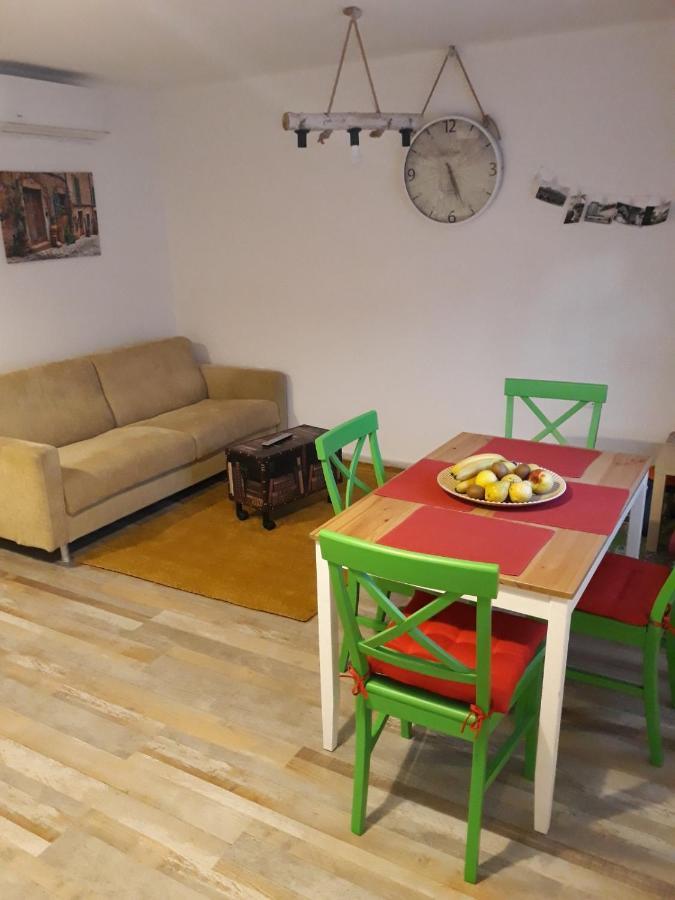 Tri Srece Apartment Ogulin Exterior photo