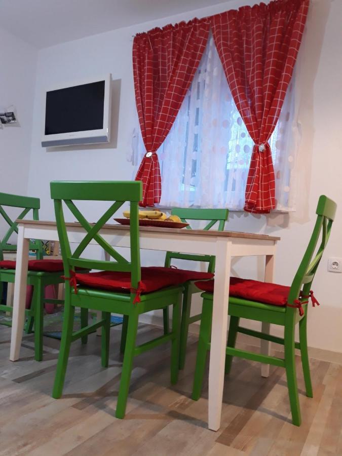 Tri Srece Apartment Ogulin Exterior photo