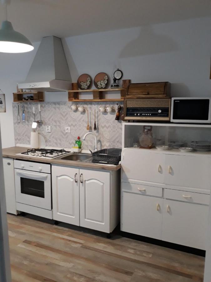Tri Srece Apartment Ogulin Exterior photo